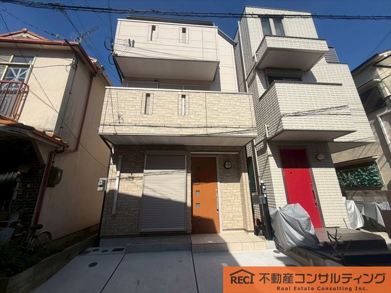 3LDK Detached House for Sale in Nada Ward, Kobe - Thumbnail 2