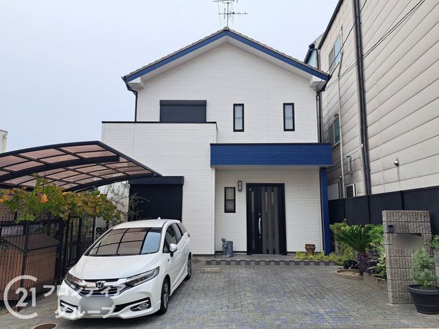 Modern 4SLDK House for Sale in Higashi-Osaka, Osaka - Thumbnail 2