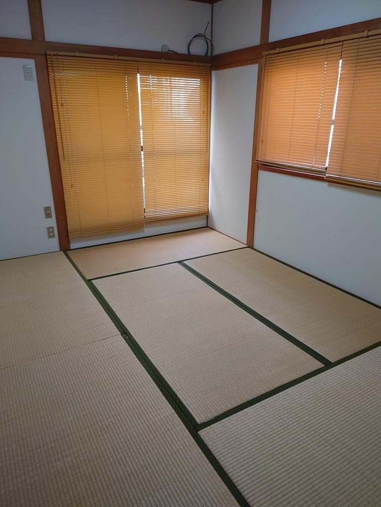 5DK Detached House for Sale in Hirakata, Osaka - Thumbnail 3