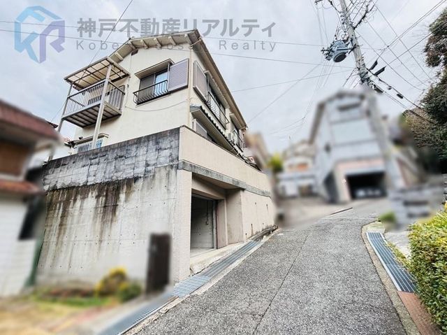 5SLDK Detached House in Shirokawadai, Kobe - Quiet Area Near Schools - Thumbnail 3
