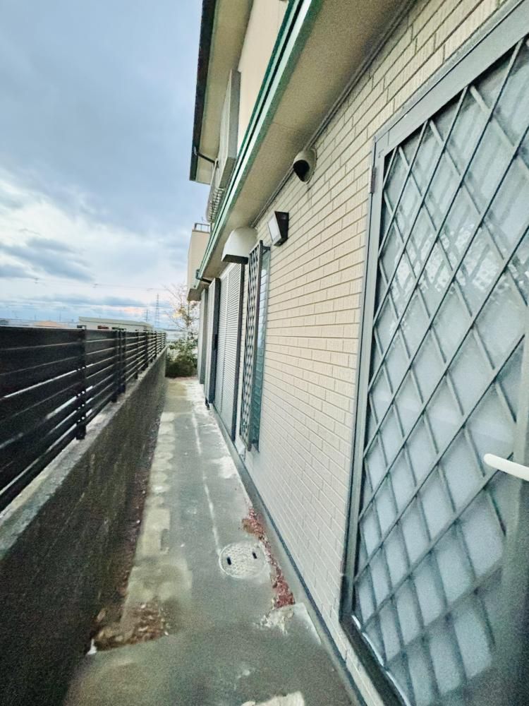 5LDK House for Sale in Wakayama City, Wakayama Prefecture - Thumbnail 4