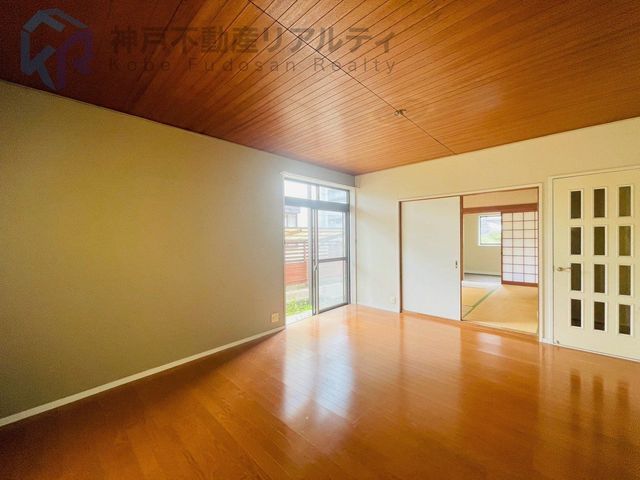 4SLDK Wooden House for Sale in Higashishirakawadai, Kobe - Thumbnail 4