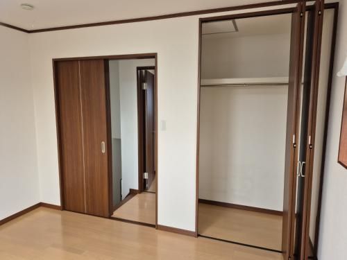 4LDK House for Sale in Kadoma, Osaka - 83.62 sqm - Thumbnail 3