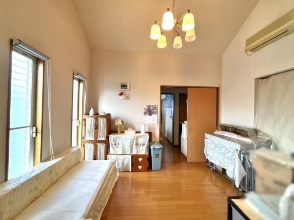 Mixed-Use Property in Usuki City, Oita - 2LDK with Shop Space - Thumbnail 2