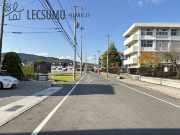 4LDK House for Sale in Sumoto, Hyogo - 95.57 sqm - Thumbnail 2