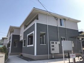 2-Story Wooden Apartment Near Sato Station in Okayama - Thumbnail 4