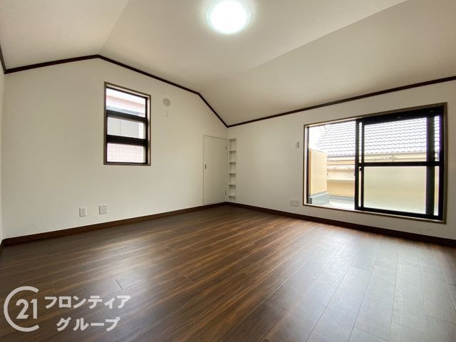 Renovated 5SLDK House in Kobe's Kashinodai | 145.12 sqm - Thumbnail 3