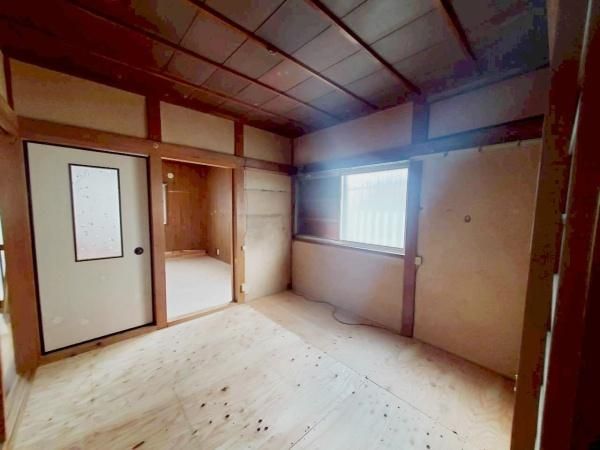 5K House for Sale in Kawachinagano, Osaka - 3200000 Yen - Thumbnail 3