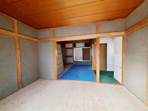 5K House for Sale in Kawachinagano, Osaka - 3200000 Yen - Thumbnail 2