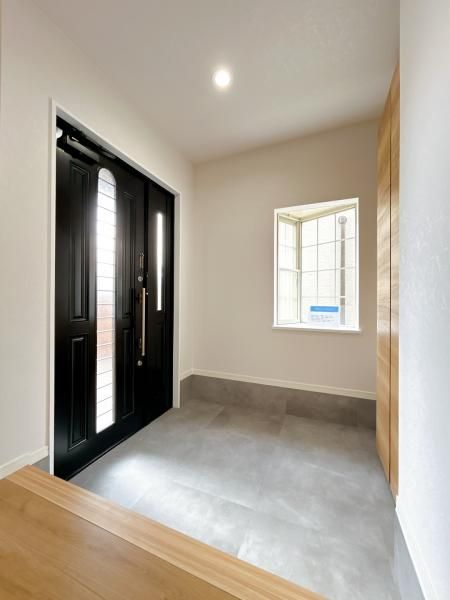 Renovated 4LDK House in Kobe Suma Ward | Corner Plot - Thumbnail 2