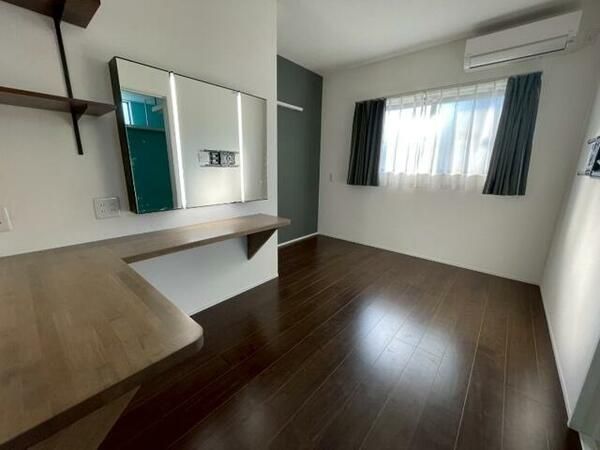 Modern 4LDK House for Rent in Ōsaki Town, Kagoshima - Thumbnail 3