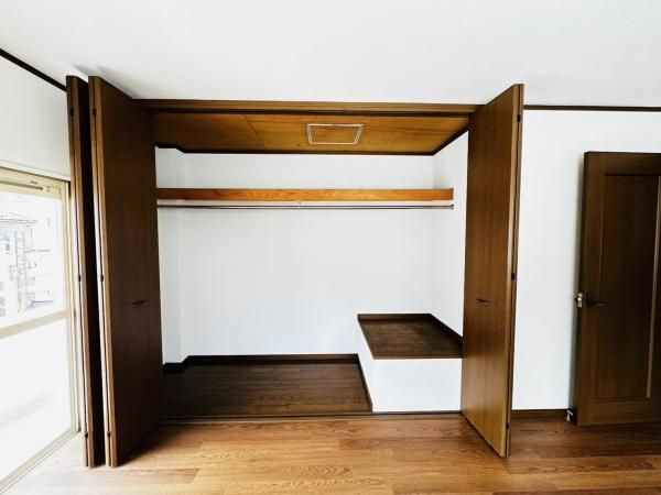4LDK Steel-Framed House for Sale in Kita Ward, Osaka - Thumbnail 4