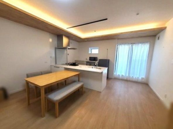 Modern 4LDK Detached House for Sale in Higashisumiyoshi, Osaka - Thumbnail 4