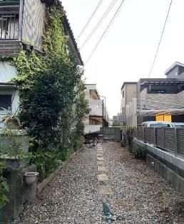 Higashiosaka 3DK House for Sale Near Hiraoka Station - Thumbnail 2