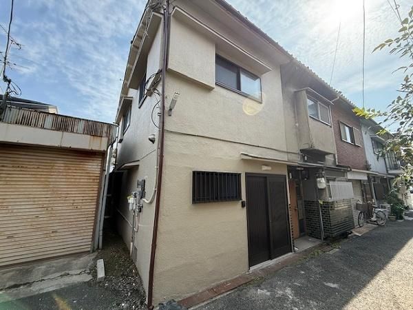 2LDK Terrace House for Sale in Joto Ward, Osaka - Thumbnail 3