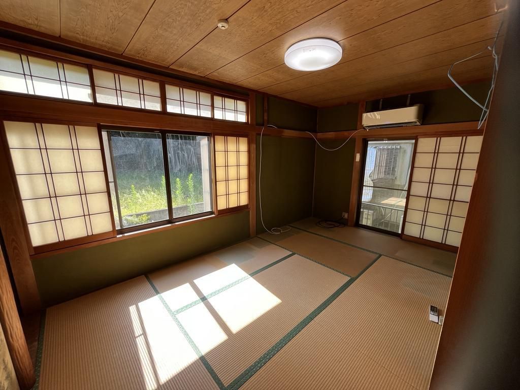 Vacant 4DK House for Sale in Wakayama City, 78.7 sqm - Thumbnail 3