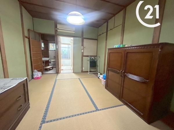 4K Terrace House for Sale Near Denpo Station, Osaka - Thumbnail 3