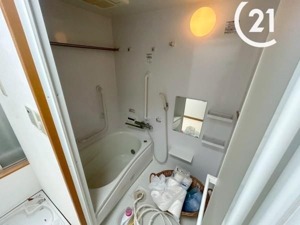 4K Terrace House for Sale Near Denpo Station, Osaka - Thumbnail 4
