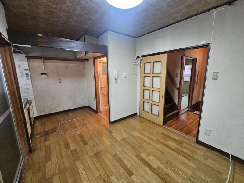 4DK Wooden House for Sale in Osaka's Asahi Ward, Near Senbayashi Station - Thumbnail 4