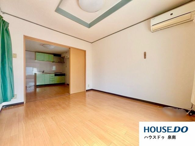 Renovated RC House with Ocean View in Hannan City, Osaka - Thumbnail 3