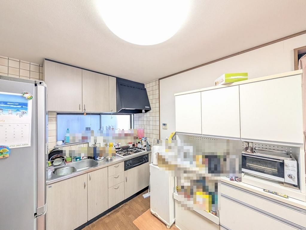 4LDK Two-Family House for Sale in Izumiotsu, Osaka - Thumbnail 4
