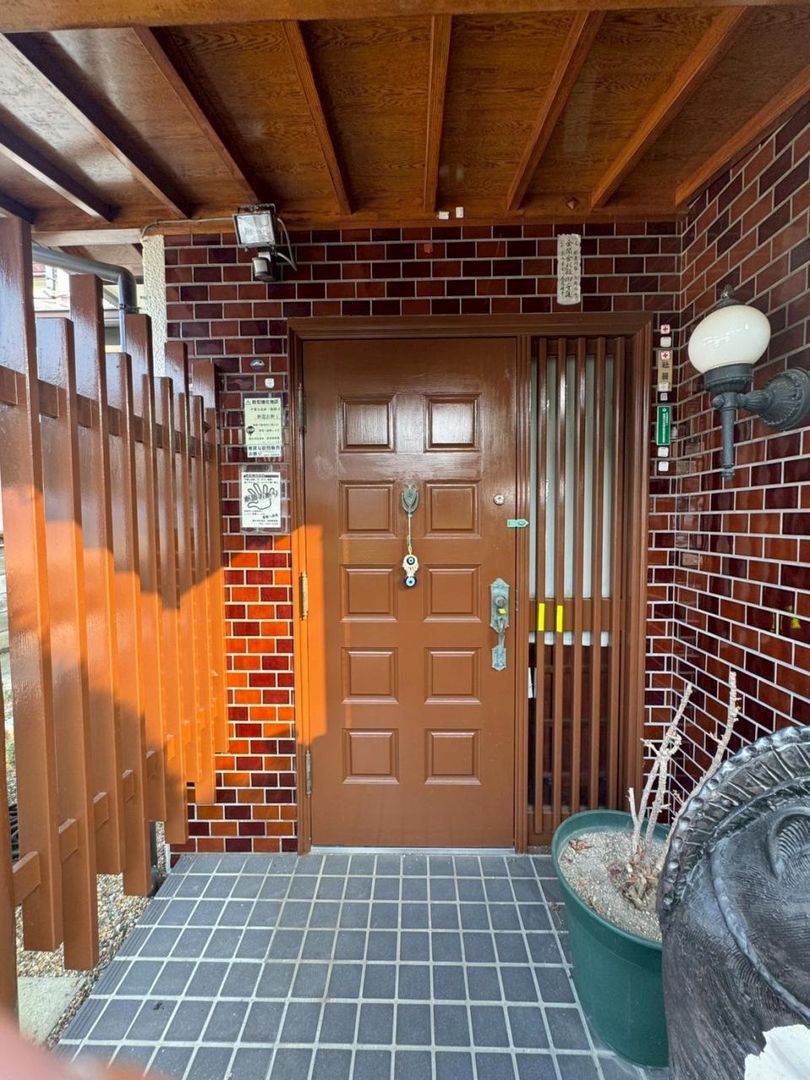 5DK Detached House for Sale in Hannan City, Osaka - Thumbnail 2