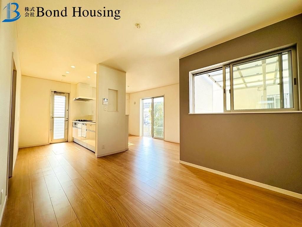 Refurbished 4LDK House for Sale Near Nishiakashi Station, Kobe - Thumbnail 4