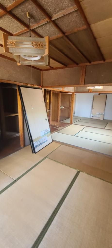 6DK House for Sale Near Aburatsu Station in Nichinan, Miyazaki - Thumbnail 3