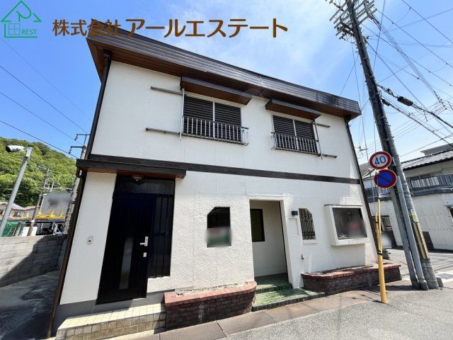 2LDK Detached House for Sale in Himeji City, Hyogo - Thumbnail 2