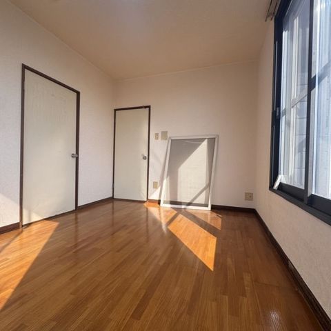 2LDK Detached House for Sale in Tomakomai, Hokkaido - Thumbnail 4