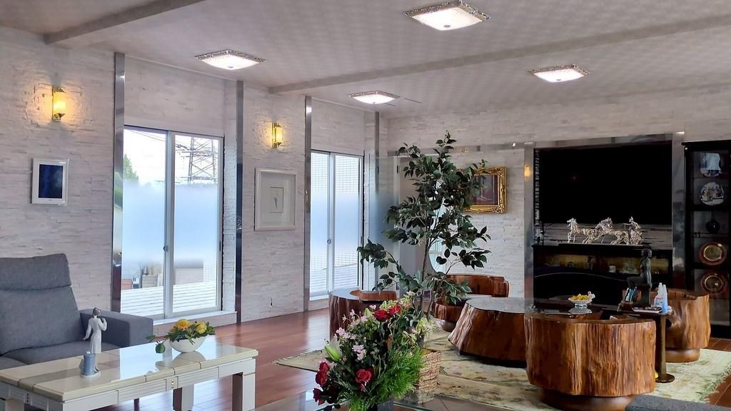 9LDK Detached House for Sale in Suita, Osaka - 498.55 sqm - Thumbnail 4