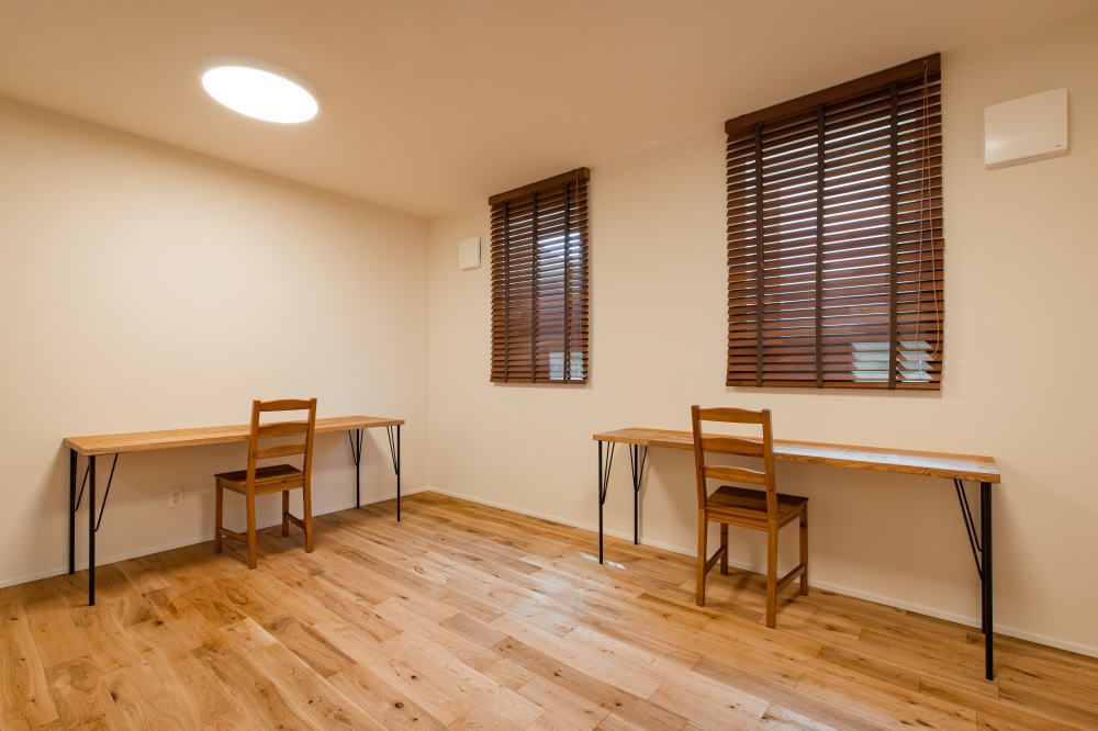 Modern 2LDK House with High Insulation in Kashiwa, Nara - Thumbnail 3