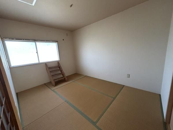 4DK Vacant House for Sale Near Ando Station, Kashiwara, Osaka - Thumbnail 3