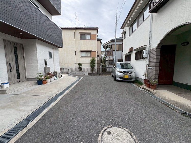 Renovated 2SLDK House in Toyonaka, Osaka - 67.53 sqm - Thumbnail 2