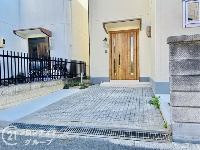 Renovated 3LDK Detached House for Sale in Osaka's Miyakojima Ward - Thumbnail 2