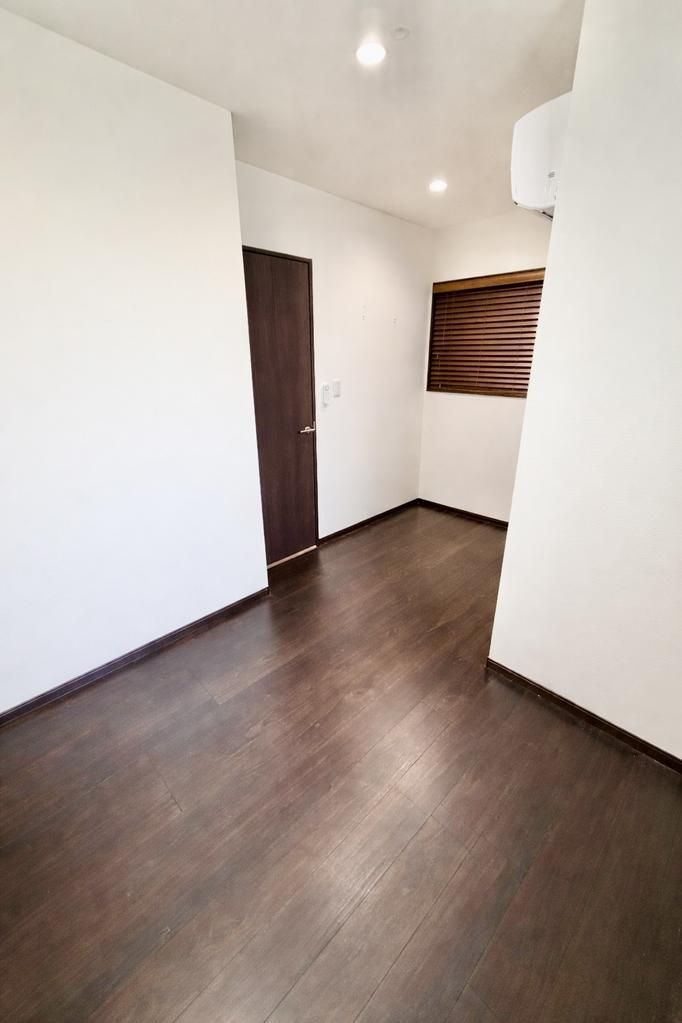 Modern 3LDK House for Sale in Kyoto's Nishikyo Ward, Near Katsura Station - Thumbnail 4