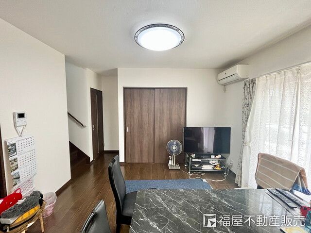 Modern 4LDK House for Sale in Himeji, Hyogo - Built 2019 - Thumbnail 4