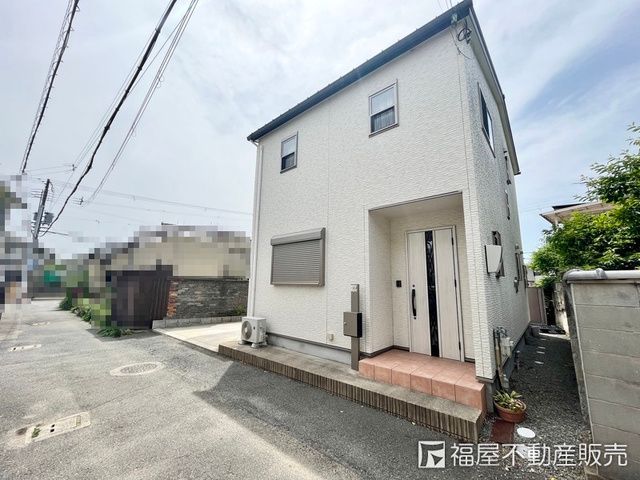 Modern 4LDK House for Sale in Himeji, Hyogo - Built 2019 - Thumbnail 3