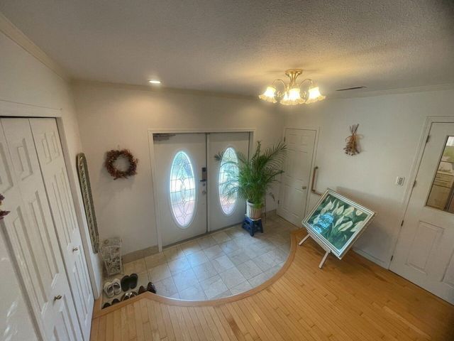 4SLDK House for Sale in Suzuka, Mie - 199.36 sqm - Thumbnail 2