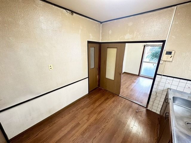 6DK Wooden House for Sale in Moriguchi, Osaka - Thumbnail 4