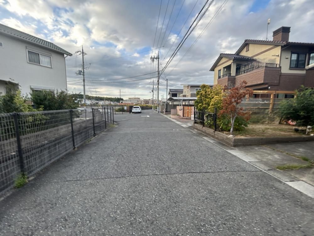 Renovated 3LDK House in Kaizuka, Osaka | 89.42 sqm - Thumbnail 3
