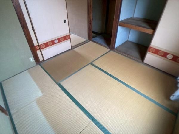 3DK Wooden House for Sale in Higashiosaka, Osaka - Renovation Project - Thumbnail 3