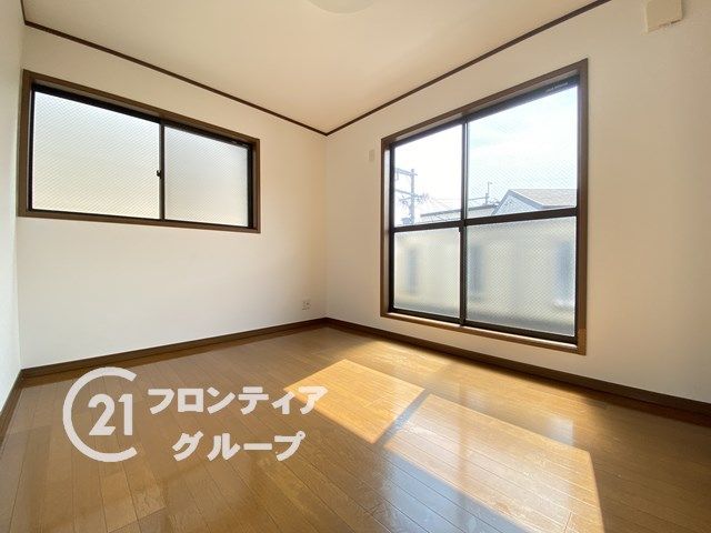 4LDK Detached House for Sale in Moriguchi, Osaka - 93.15㎡ - Thumbnail 3
