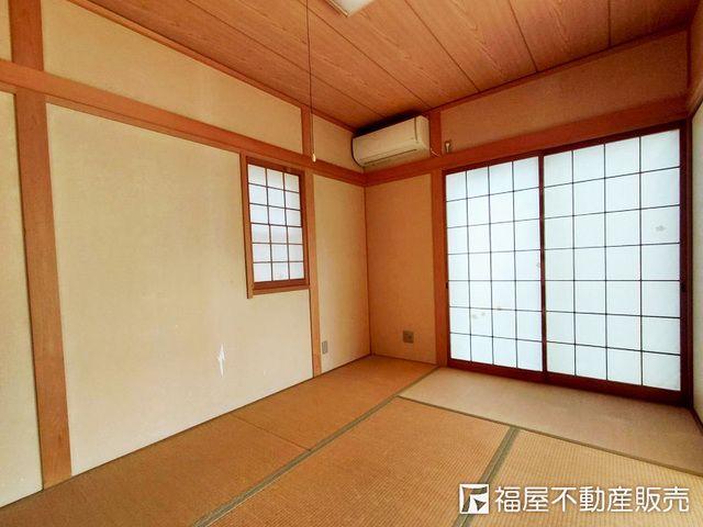 4LDK Family Home in Himeji with South-Facing Rooms & Parking - Thumbnail 3