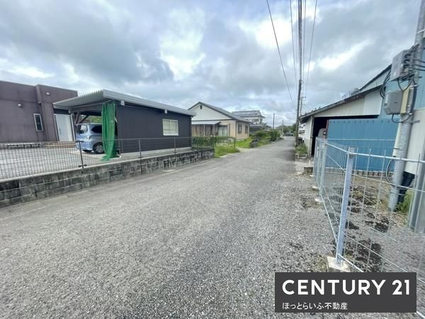 4K Detached House for Sale in Miyakonojo, Miyazaki - Thumbnail 3