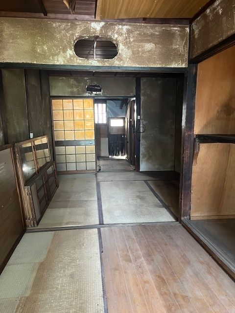 Single-Story 3K House for Sale in Taisho Ward, Osaka - Thumbnail 3