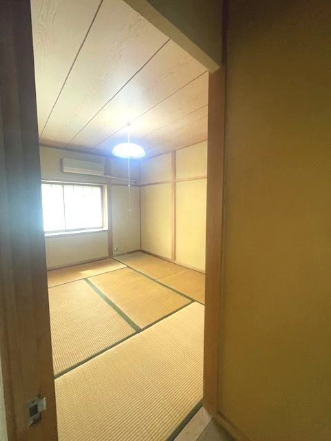 4DK House for Sale in Ukyo-ku, Kyoto - 105 sqm - Thumbnail 3