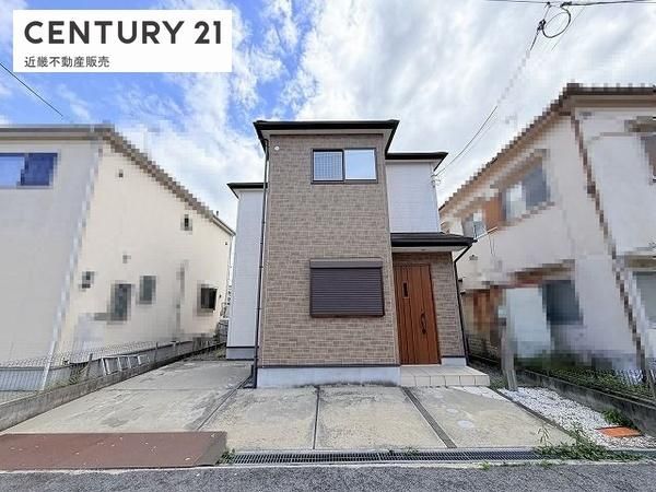 Renovated 4LDK Detached House in Tawaramoto, Nara - Thumbnail 2