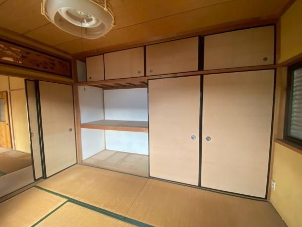 3DK Detached House for Sale in Wakayama City, 59.94 sqm - Thumbnail 4