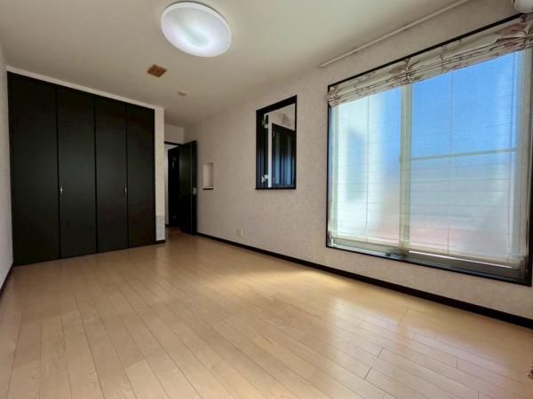 3LDK House for Sale in Konohana-ku, Osaka - Thumbnail 3